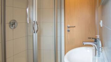House | Bathroom | Bathtub