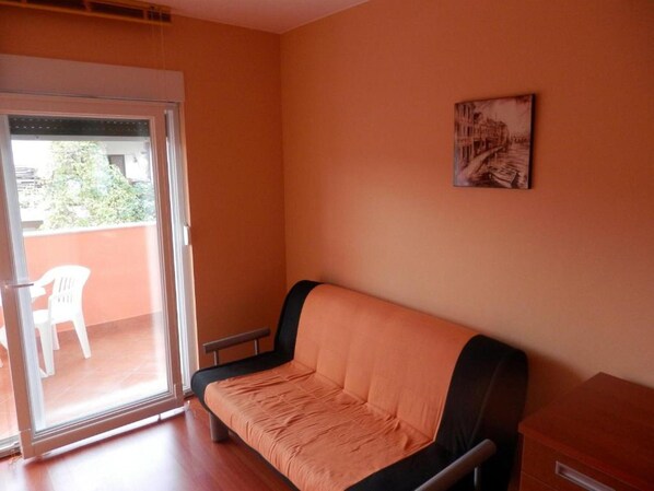 Apartment | Living area - Apartments St Rialto - Comfort One-bedroom Apartment With Balcony (Jelsa)