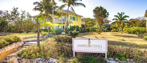 Fachada de la propiedad