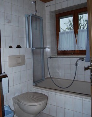 Apartment | Bathroom | Towels - Nice Apartment in Bavaria (Oberstaufen)