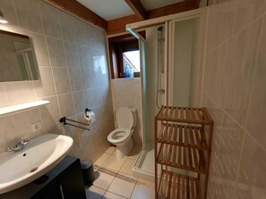 House | Bathroom