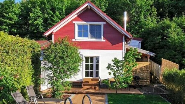 Outdoor pool - Holiday Home "schwedenhaus Bad Tabarz" (Tabarz)