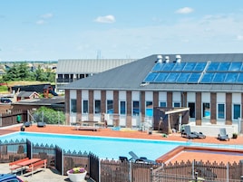 House | Pool | Indoor pool, outdoor pool