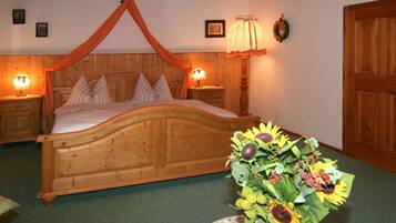 2 bedrooms, individually furnished, iron/ironing board