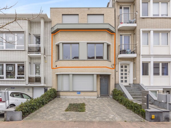 Exterior - Pleasant Apartment Near the Seafront (Blankenberge)