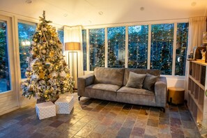 House | Living room - Farm Stay Near Bronkhorst (Steenderen)