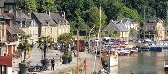 Maison Moderne Tout Confort 6 p à 2,5 km de Dinan et les Bords de Rance à Pieds