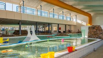 Apartment | Pool | Indoor pool, outdoor pool