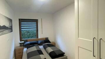 House | Private kitchen | Oven, electric kettle, toaster