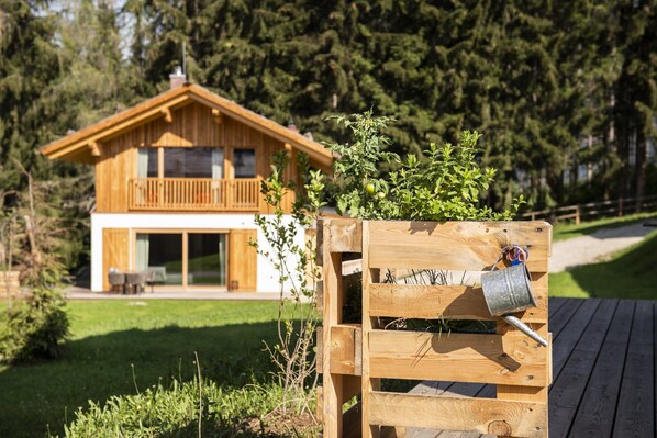 Chalet | Property grounds - Spacious Chalet in Wolting With Sauna (Tamsweg)