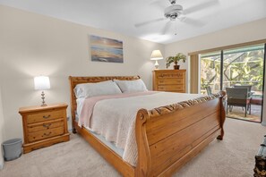 3 bedrooms, iron/ironing board, free WiFi, bed sheets - Cozy Cape Coral Retreat Heated Pool/Private Outdoor Living/Fully Screened Lanai (Cape Coral)