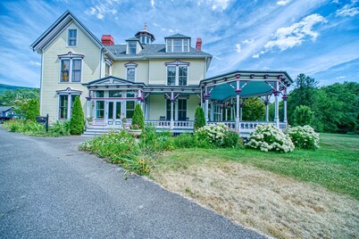 Pet-Friendly Station at Firmstone Manor