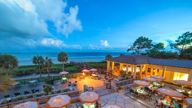 Dining - 17 Old Military Road at The Sea Pines Resort (Hilton Head Island)