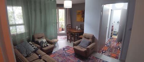 智能電視、書籍、打印機