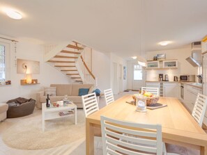 Private kitchen - Wave Rider Comfortable Holiday Residence (Glowe)