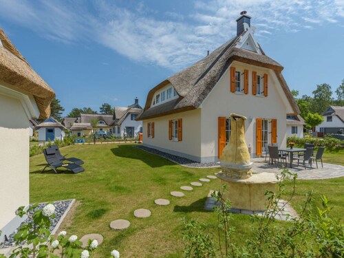 Adlerhorst Modern Retreat