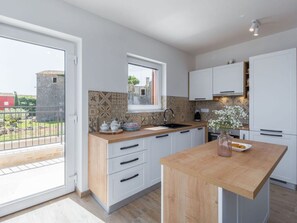 Private kitchen - Villa Skarline Comfortable Holiday Residence (Buje)