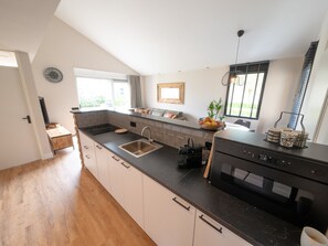 House | Private kitchen - Holiday Home in Zevenhuizen With Sauna (Zevenhuizen)