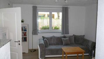 Apartment | 1 bedroom, individually furnished