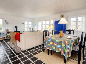 House | Dining - 5 Person Holiday Home in Brovst (Brovst)