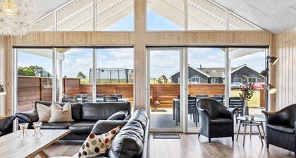 18 Person Holiday Home in Bogense
