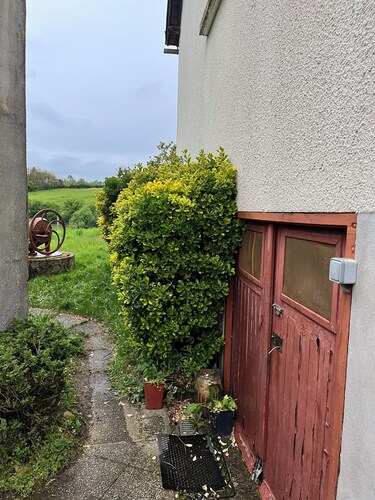 Charmante Petite Maison Avec Jardin Clôturé