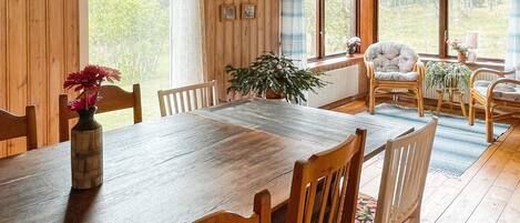 تناول الطعام