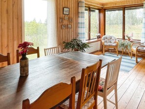House | Dining - Holiday Home for 8 Guests in Sverige (Hultsfred)