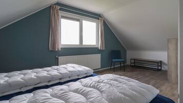 House | 2 bedrooms, individually furnished, bed sheets