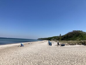 Beach - Small Boulder Comfortable Vacation Home (Rerik)