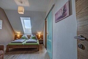 Apartment | 3 bedrooms, individually furnished