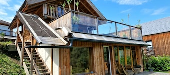 Nice Chalet in Klagenfurt With hot tub