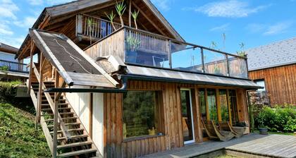 Nice Chalet in Klagenfurt With hot tub