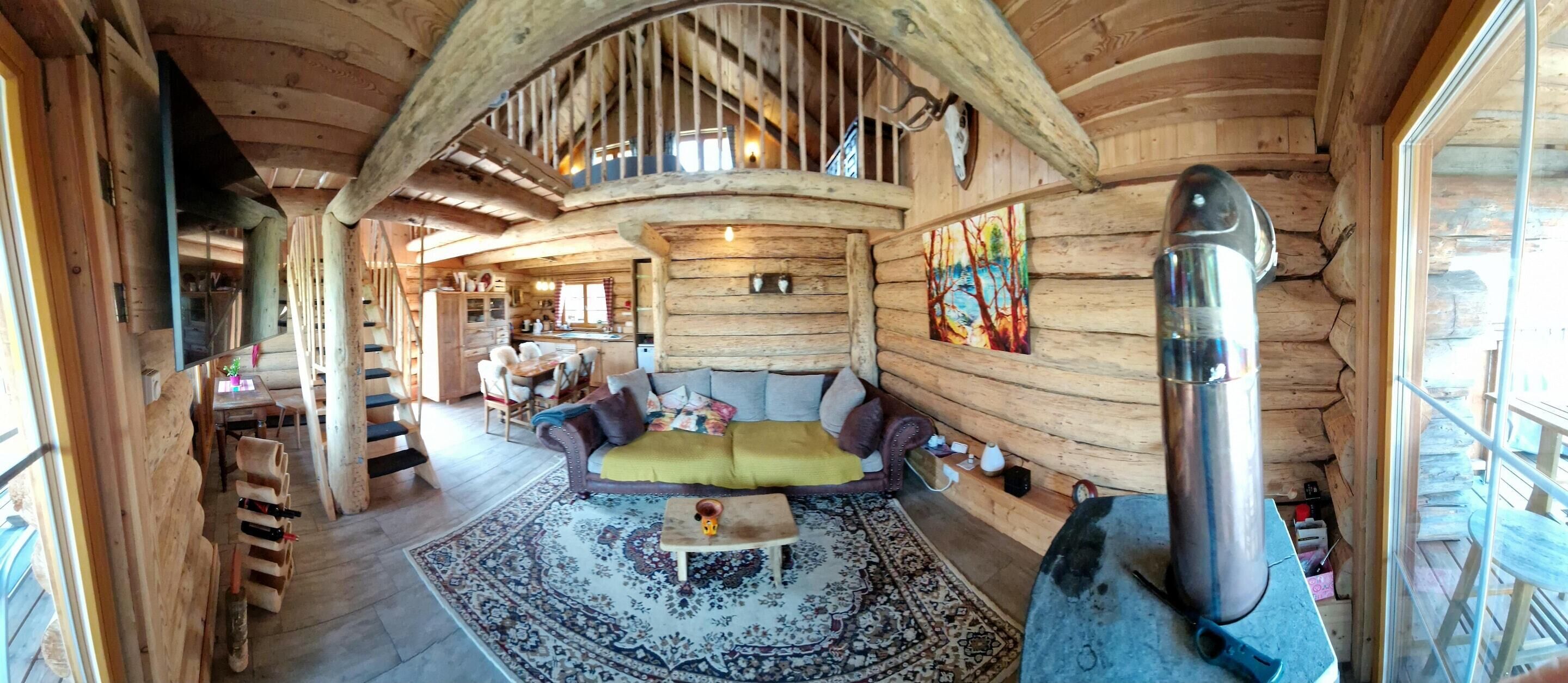 Chalet | Living room | Fireplace