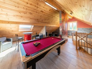 Games room - Spacious Home in Stavelot (Stavelot)