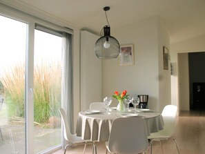 House | Dining