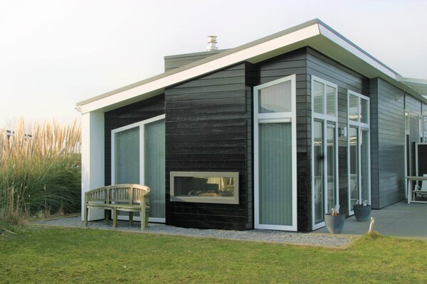 Chalet In Zeeland By The Lake - Wemeldinge