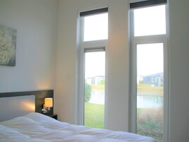 2 habitaciones, muebles diferentes y ropa de cama