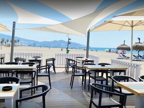 Apartment | Dining - Spacious Apartment With 2 Terraces (Motril)