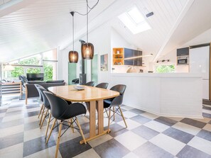 House | Dining