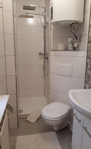 House | Bathroom - 2 Saupe Comfortable Holiday Residence (Schaprode)