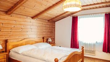 2 bedrooms, individually furnished, bed sheets