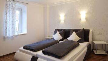 3 bedrooms, individually furnished