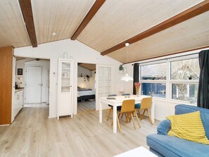 House | Dining - 6 Person Holiday Home in Gorlev (Gørlev)