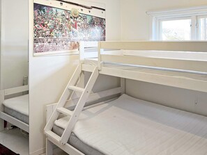 4 bedrooms, individually furnished
