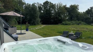 Idromassaggio all'aperto