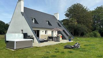 Outdoor spabad