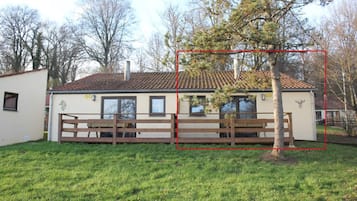 Bungalow | Exterior