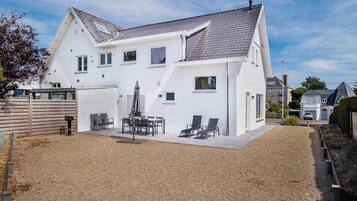 Villa | Outdoor dining