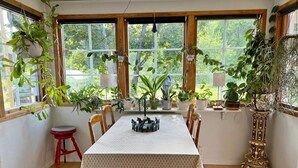 House | Dining - 7 Person Holiday Home in Huddinge (Huddinge)